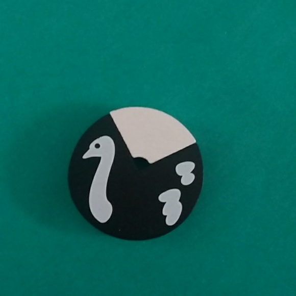 Swan Bird 🦢 Coin Wood Token - Picture 4 of 5